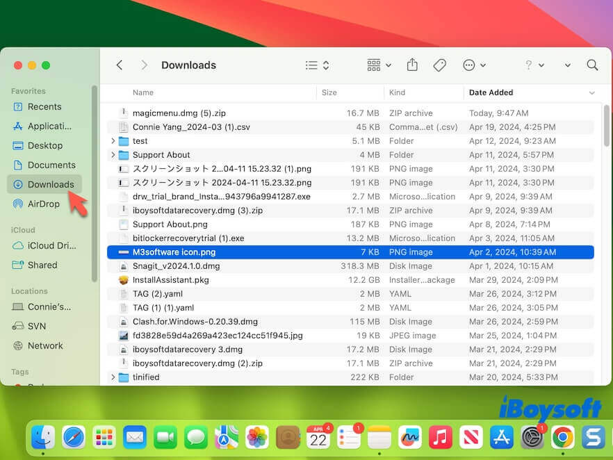 open Downloads folder from Finder sidebar