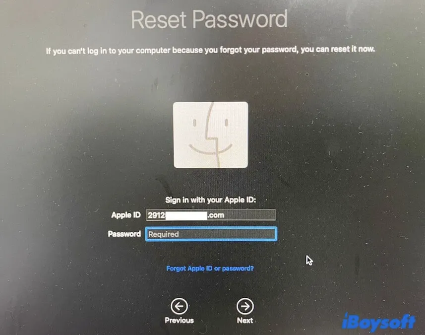 ingresar Apple ID y contraseña en la ventana del asistente de restablecimiento de contraseña