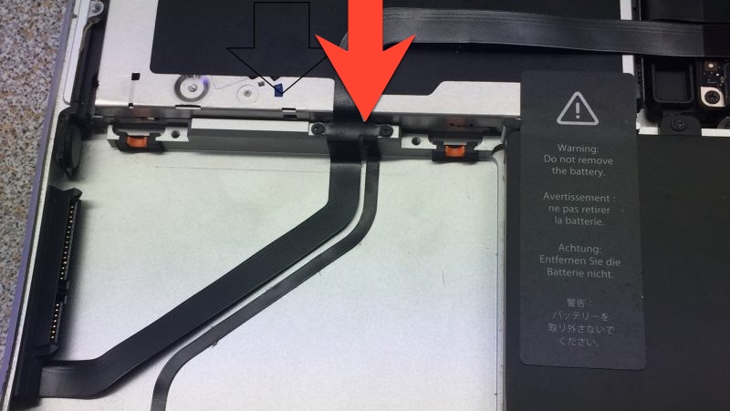 Verificar y reemplazar el cable HDD de arranque de Mac